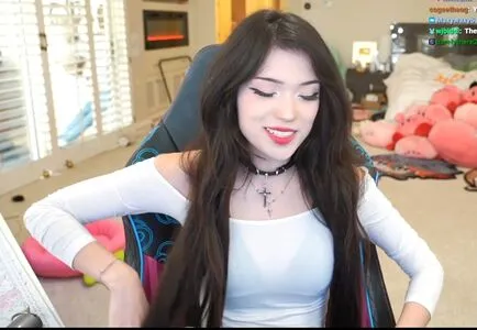 Emiru OnlyFans Leaked Free Thumbnail Picture - #mIdVA8AU54