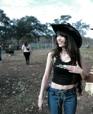 Emiru OnlyFans Leaked Free Thumbnail Picture - #s6e1zCwc87