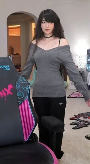 Emiru OnlyFans Leaked Free Thumbnail Picture - #w0hl0iIxg7