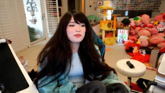 Emiru OnlyFans Leaked Free Thumbnail Picture - #0tsJy1ZiTU
