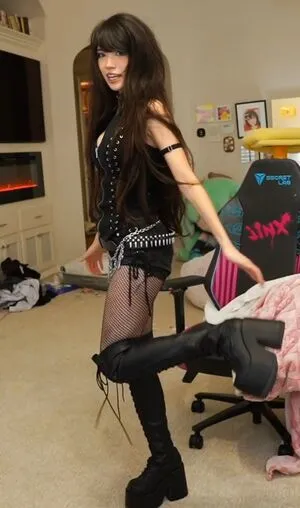 Emiru OnlyFans Leaked Free Thumbnail Picture - #3grXGxImz1