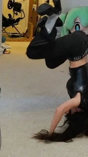 Emiru OnlyFans Leaked Free Thumbnail Picture - #7R9JviX2IO