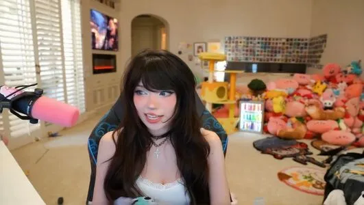 Emiru OnlyFans Leaked Free Thumbnail Picture - #8tmW6oGoXZ