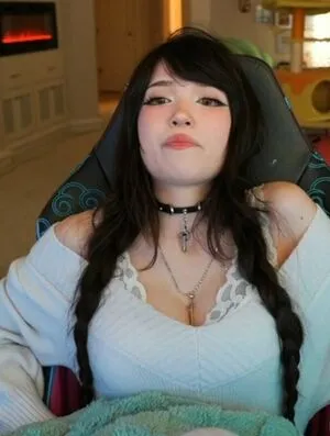 Emiru OnlyFans Leaked Free Thumbnail Picture - #QmdkpFbAYJ