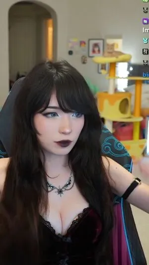 Emiru OnlyFans Leaked Free Thumbnail Picture - #TWNMX0q9ML