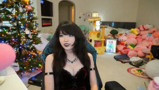 Emiru OnlyFans Leaked Free Thumbnail Picture - #X6ijyDT5uW