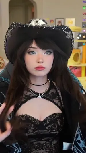 Emiru OnlyFans Leaked Free Thumbnail Picture - #rDEMyz45D1