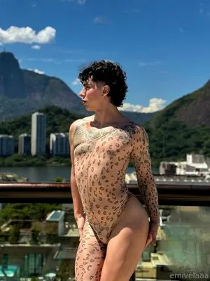 Emivelaaa OnlyFans Leaked Free Thumbnail Picture - #05rNO18hnl
