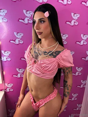 Emivelaaa OnlyFans Leaked Free Thumbnail Picture - #FDDBBhbsZd