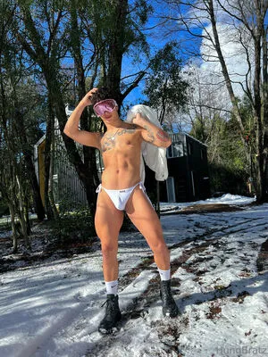 Emivelaaa OnlyFans Leaked Free Thumbnail Picture - #e6lSJsVs2o