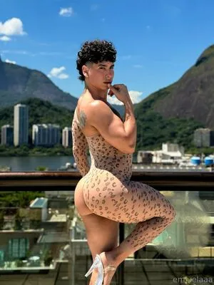 Emivelaaa OnlyFans Leaked Free Thumbnail Picture - #i9WjzAJM0Y