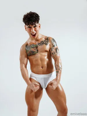 Emivelaaa OnlyFans Leaked Free Thumbnail Picture - #m8ud6PgKAQ