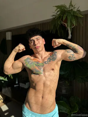 Emivelaaa OnlyFans Leaked Free Thumbnail Picture - #rwjaemhxJh