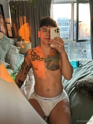 Emivelax OnlyFans Leaked Free Thumbnail Picture - #kNRB9vUWT5