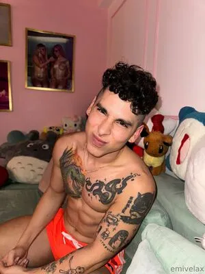 Emivelax OnlyFans Leaked Free Thumbnail Picture - #mOOBnEYgBo