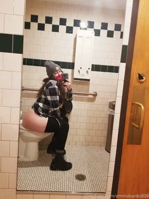 Emma Banks OnlyFans Leaked Free Thumbnail Picture - #DdAT2UceMq