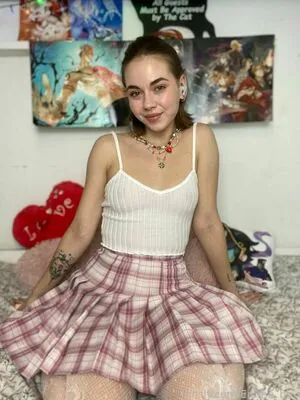 Emma Bb OnlyFans Leaked Free Thumbnail Picture - #B92DQJ8oIw