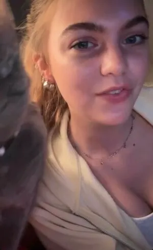 Emma Beardsley OnlyFans Leaked Free Thumbnail Picture - #kcR37jltFx