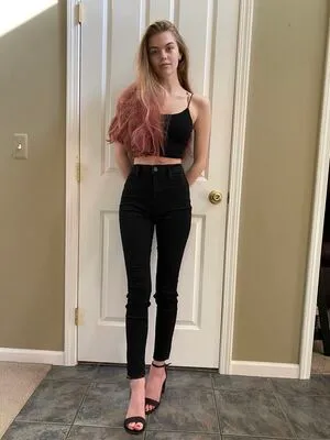 Emma Beardsley OnlyFans Leaked Free Thumbnail Picture - #xirGo1B9p2