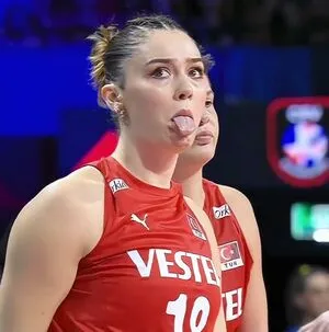 Emma Belle OnlyFans Leaked Free Thumbnail Picture - #H1yQB1gddb