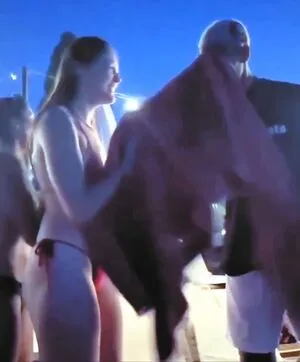 Emma Belle OnlyFans Leaked Free Thumbnail Picture - #j79ZQWD287