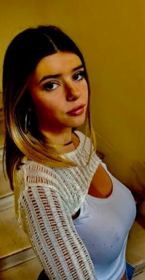Emma Bourson OnlyFans Leaked Free Thumbnail Picture - #5SCff3fruO