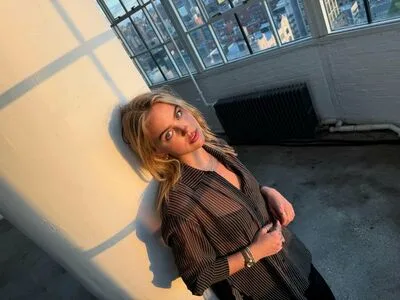 Emma Brooks OnlyFans Leaked Free Thumbnail Picture - #CJNVAITmbm
