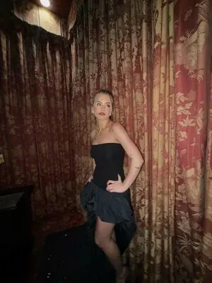 Emma Brooks OnlyFans Leaked Free Thumbnail Picture - #K4qXNavh8F
