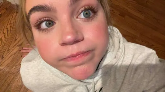Emma Brooks OnlyFans Leaked Free Thumbnail Picture - #N0QwtBPoVP