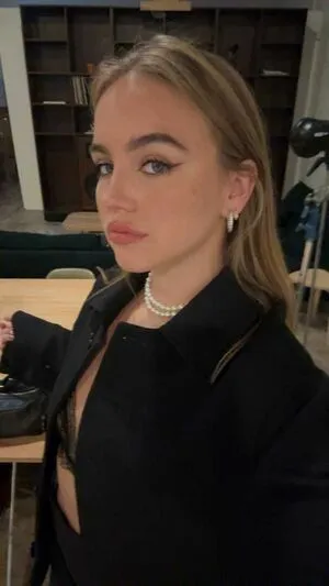 Emma Brooks OnlyFans Leaked Free Thumbnail Picture - #2JAtfZVSOw