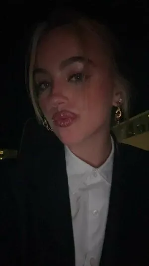 Emma Brooks OnlyFans Leaked Free Thumbnail Picture - #39FJYfdetq