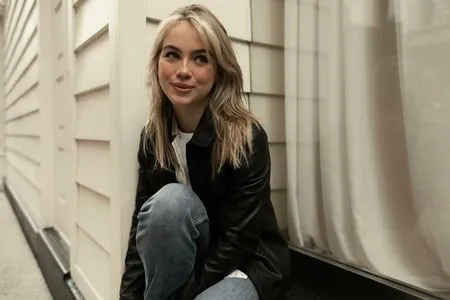 Emma Brooks OnlyFans Leaked Free Thumbnail Picture - #3D7VLa10Ge