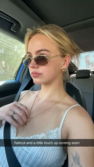 Emma Brooks OnlyFans Leaked Free Thumbnail Picture - #4dLB76CMB9