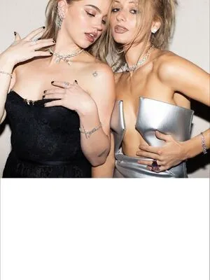 Emma Brooks OnlyFans Leaked Free Thumbnail Picture - #62zhNqQqev