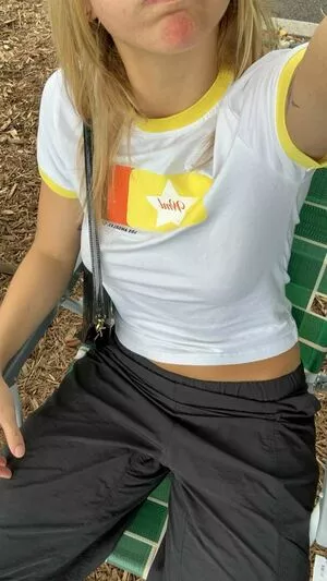 Emma Brooks OnlyFans Leaked Free Thumbnail Picture - #93w1cIYvSU