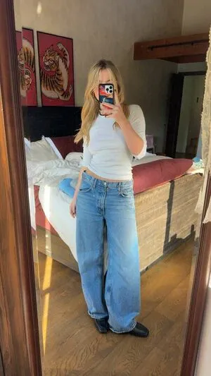 Emma Brooks OnlyFans Leaked Free Thumbnail Picture - #9r7lf0Ruu2