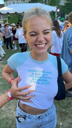 Emma Brooks OnlyFans Leaked Free Thumbnail Picture - #CD6JZnzfil