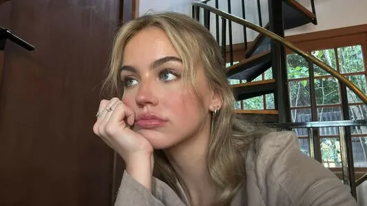 Emma Brooks OnlyFans Leaked Free Thumbnail Picture - #GwyFTxgpnX