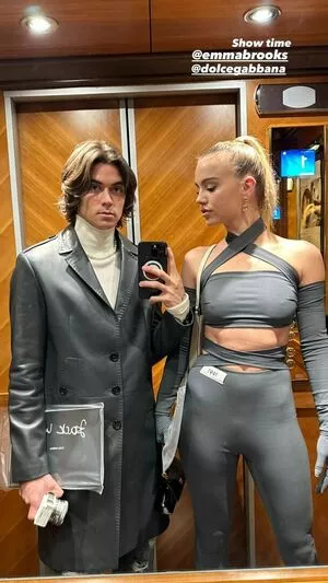 Emma Brooks OnlyFans Leaked Free Thumbnail Picture - #I2hNUm6672