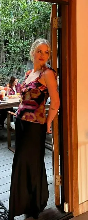 Emma Brooks OnlyFans Leaked Free Thumbnail Picture - #LJXnHCDXyv