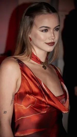 Emma Brooks OnlyFans Leaked Free Thumbnail Picture - #MtAmBZhdvw