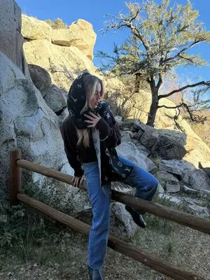 Emma Brooks OnlyFans Leaked Free Thumbnail Picture - #NhVX5S3gZy