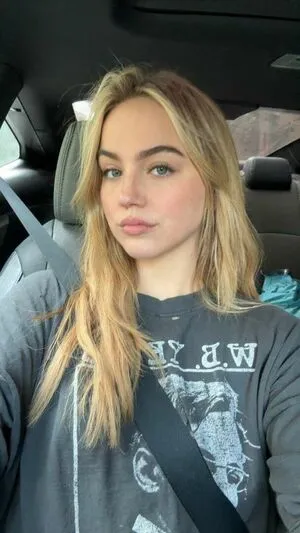 Emma Brooks OnlyFans Leaked Free Thumbnail Picture - #OGx39kjWPB