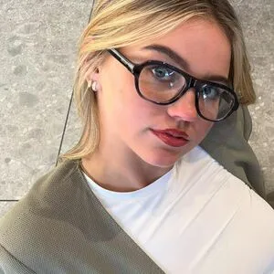 Emma Brooks OnlyFans Leaked Free Thumbnail Picture - #PiNRkxb32z