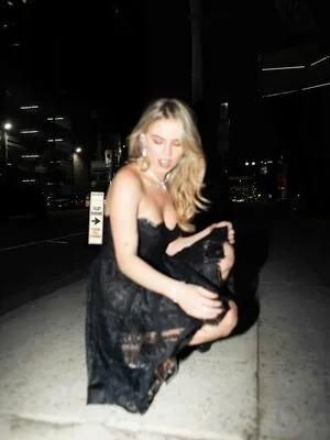 Emma Brooks OnlyFans Leaked Free Thumbnail Picture - #QINMnzcE11