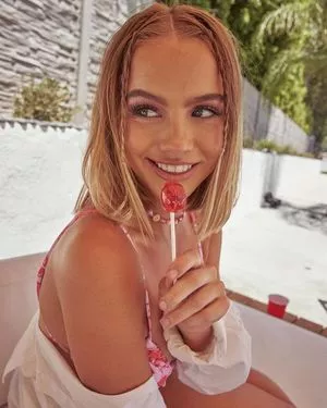 Emma Brooks OnlyFans Leaked Free Thumbnail Picture - #VKoNhMqdTT