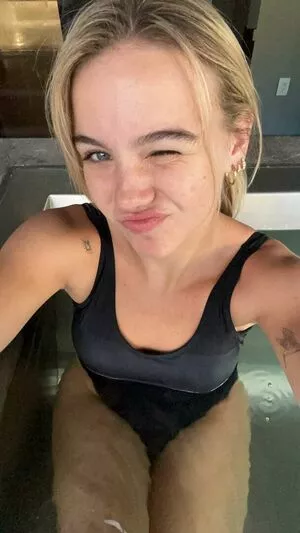 Emma Brooks OnlyFans Leaked Free Thumbnail Picture - #WEs4z0a4fk