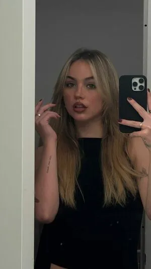 Emma Brooks OnlyFans Leaked Free Thumbnail Picture - #ZjSUTkoJe4