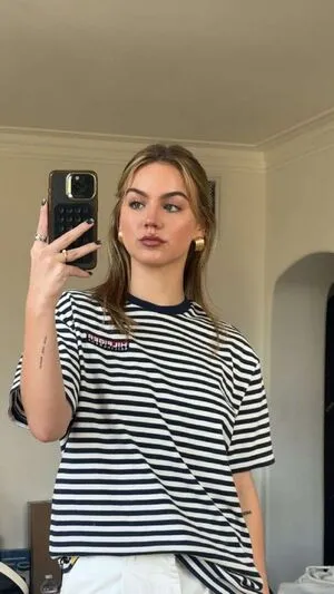 Emma Brooks OnlyFans Leaked Free Thumbnail Picture - #foaJE0Vt7A