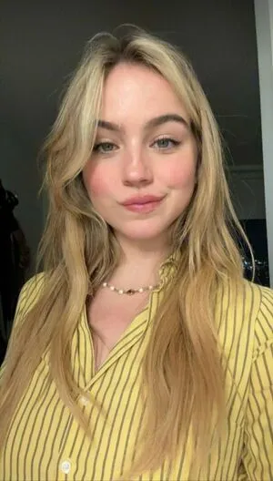 Emma Brooks OnlyFans Leaked Free Thumbnail Picture - #iMKHoDTDIB